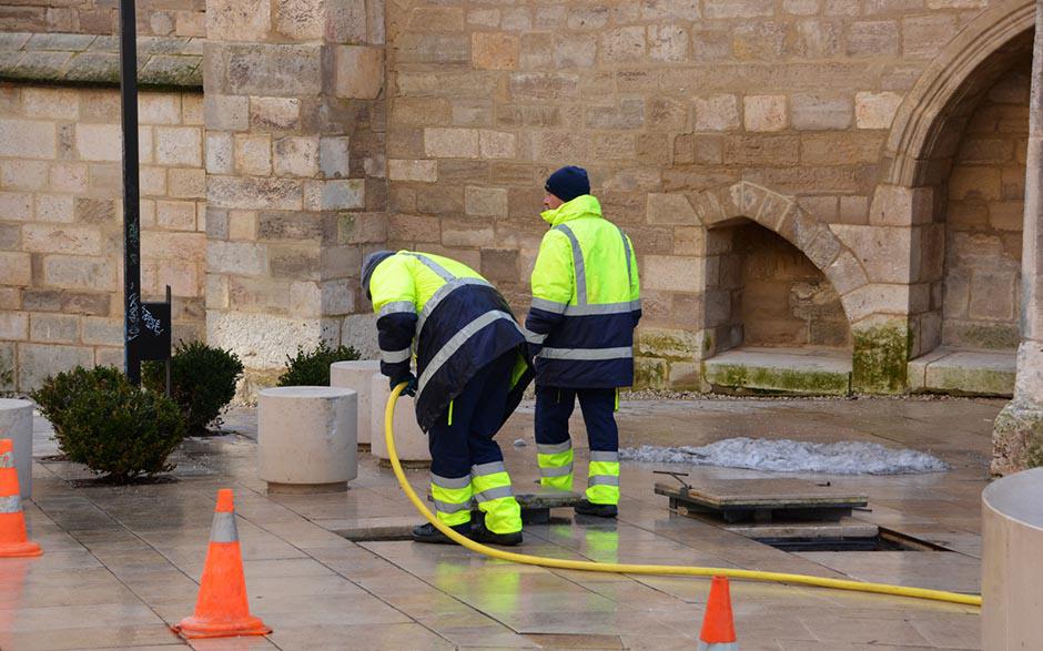 déboucher canalisation soude Compiègne